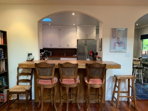 Bar - 524 Paseo de la Playa