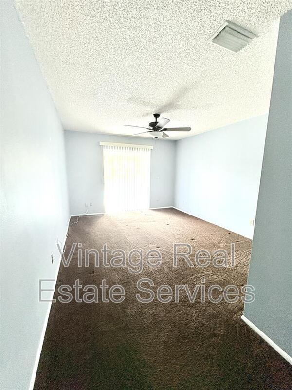 Building Photo - 3700 Cuernavaca Ct