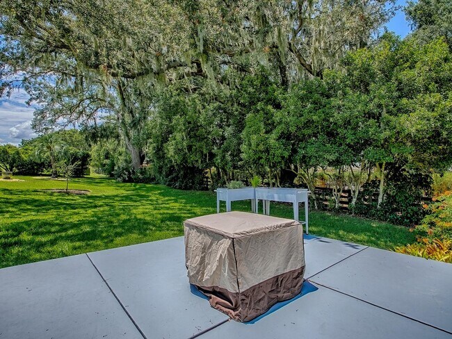 Building Photo - 17037 SE 76th Creekside Cir