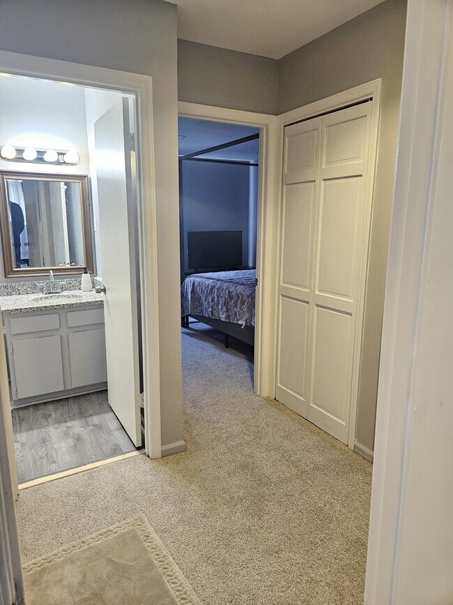 Building Photo - 11526 Turn Stone Ct