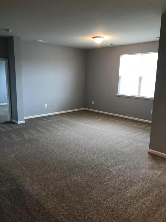 Building Photo - 820 Hayes Point Cir