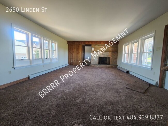 Building Photo - 2650 Linden St