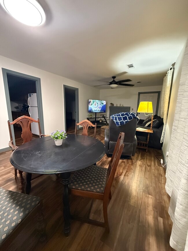 Dining / Living - 346 Orion St