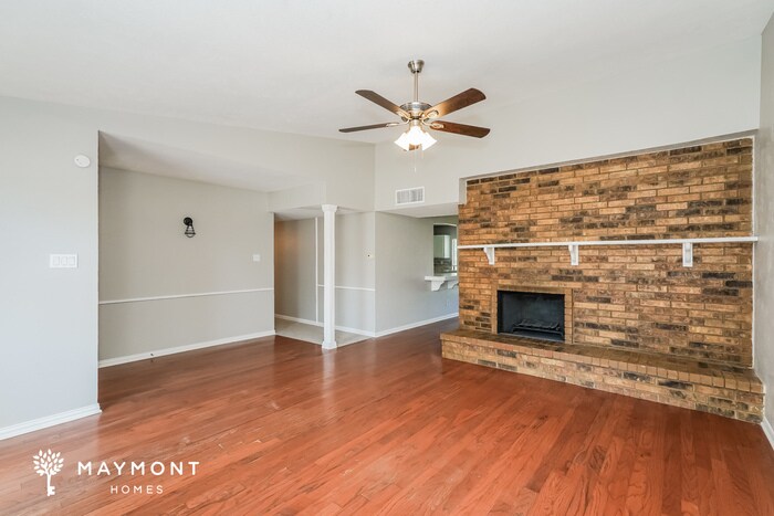 Building Photo - 4121 Shagbark St