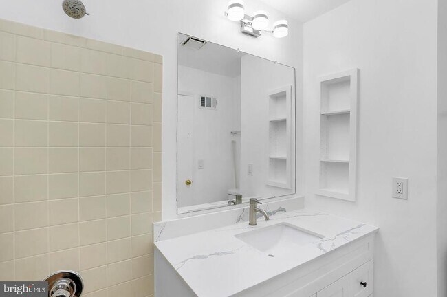 Building Photo - 37 Teal Ct