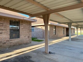 Carport - 811 W Los Tesoros Dr