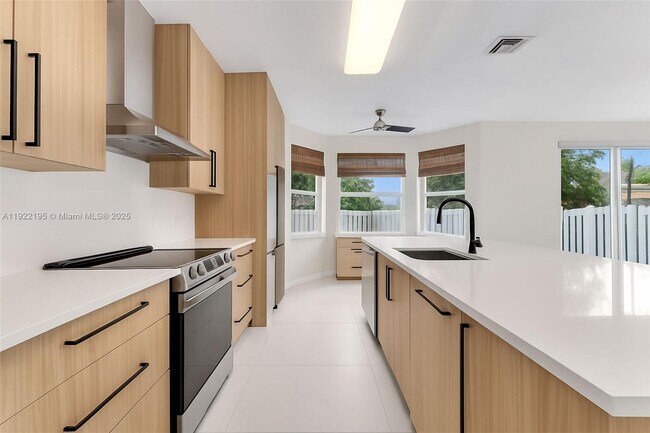 Building Photo - 15854 SW 21st St