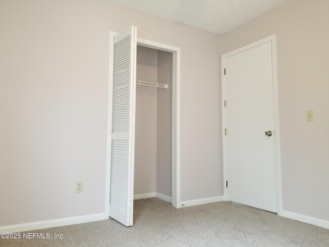 Building Photo - 2159 St Martins Dr E