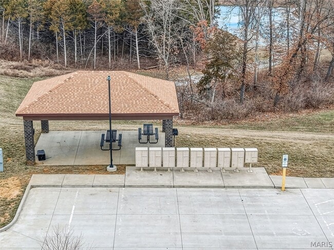 Building Photo - 203 Homestretch Ln