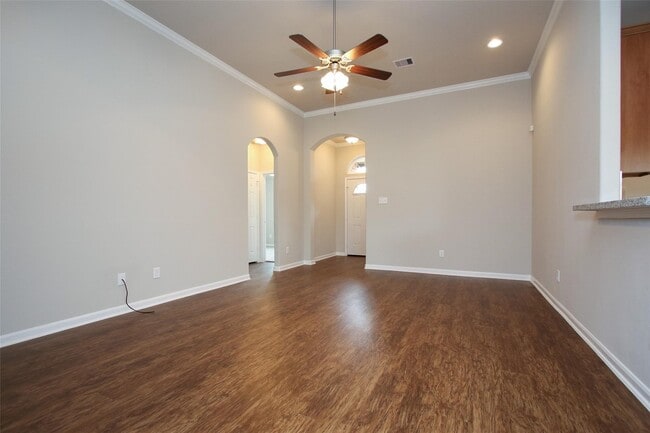 Building Photo - 8005 Woodward St