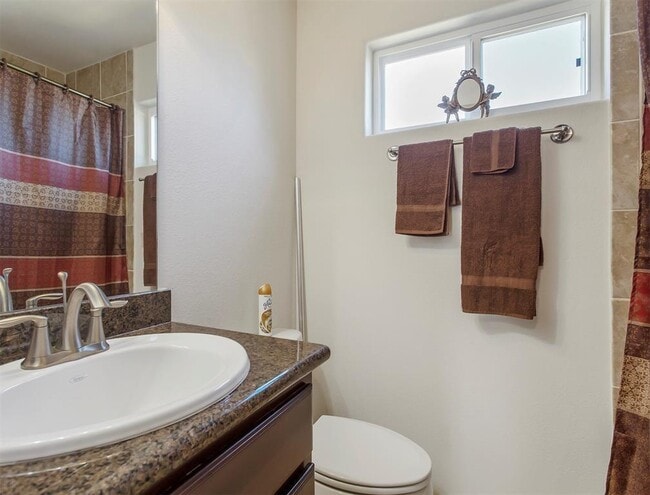 Building Photo - 5104 Pinemont Pl