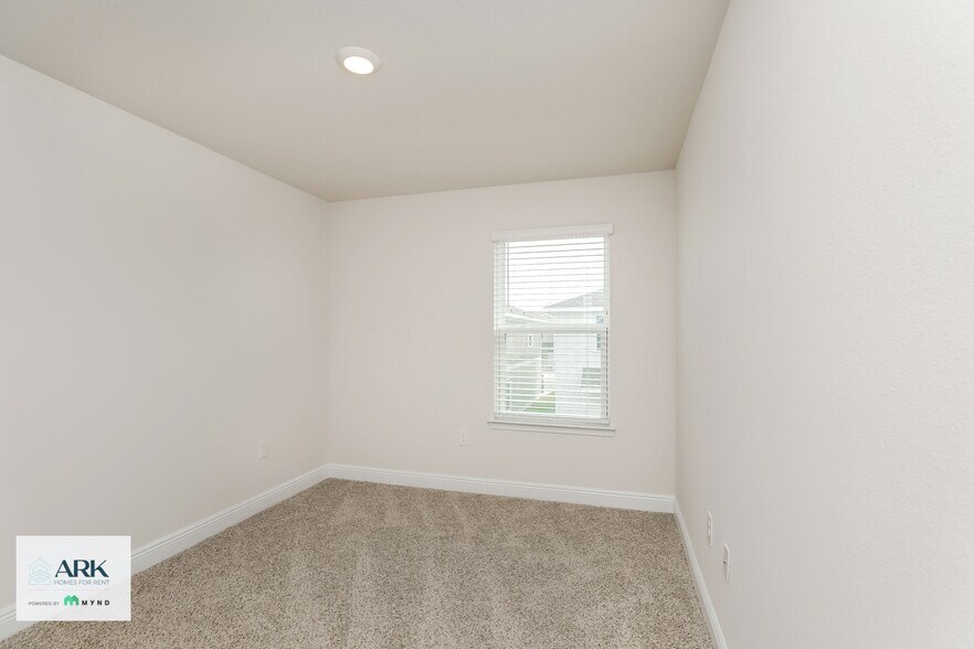 Building Photo - 1652 Caleigh Ct
