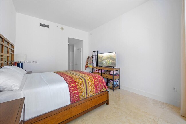 Building Photo - 6799 Collins Ave