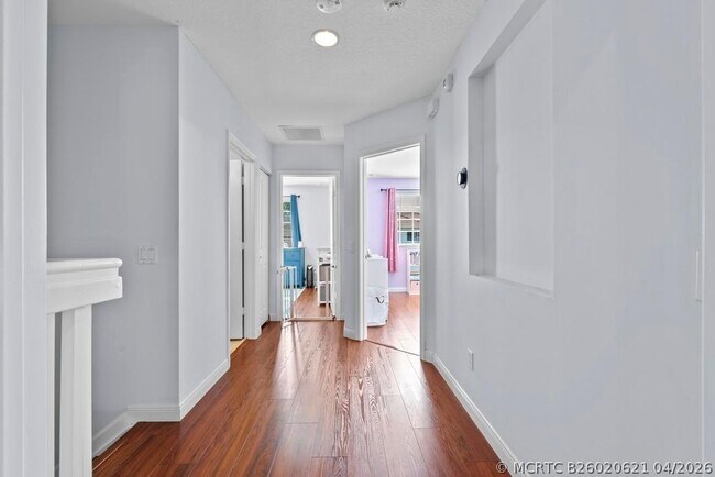 Building Photo - 7221 Briella Dr