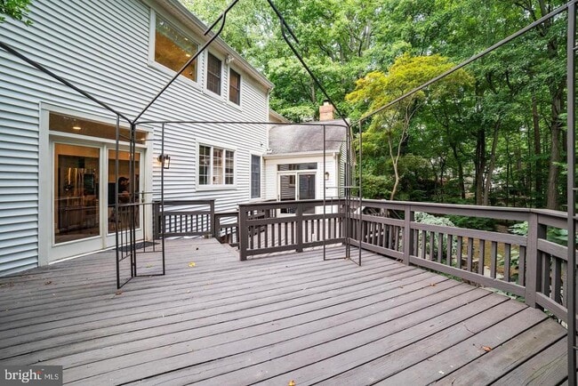 Building Photo - 5309 Tractor Ln