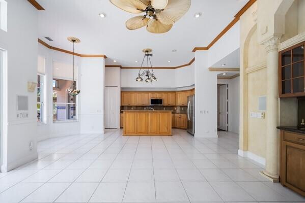 Building Photo - 576 NW 120th Dr