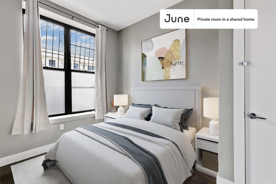 Primary Photo - Private bedroom in 4 bed/2 bath Home