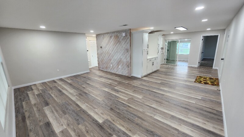 Building Photo - 438 Marquis St