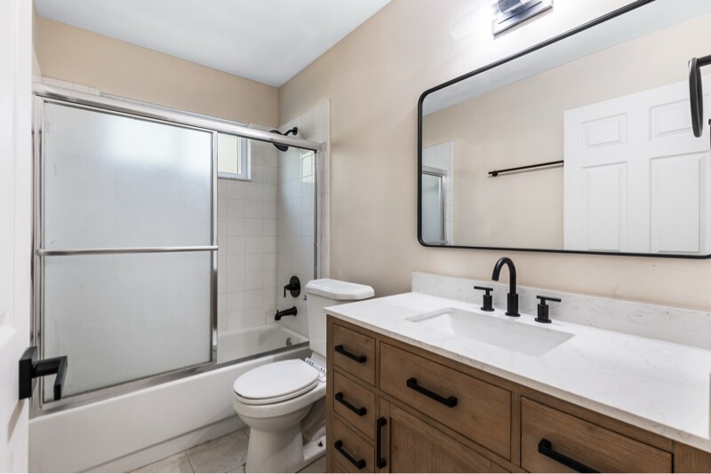 Building Photo - 4155 NW 62nd Ave