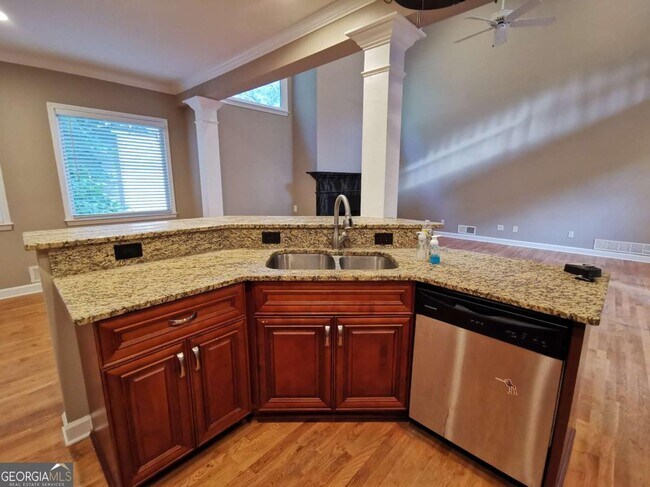 Building Photo - 2411 Magnolia Springs Ct