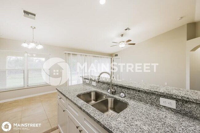 Building Photo - 2519 75th St W, Lehigh Acres, FL 33971