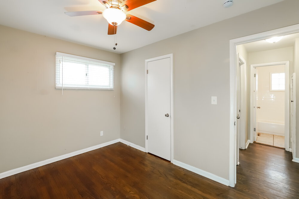 Building Photo - 11008 E 50th Terrace