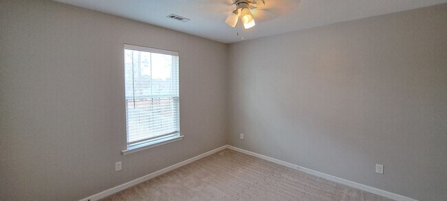 Building Photo - 259 Crown Heights Way