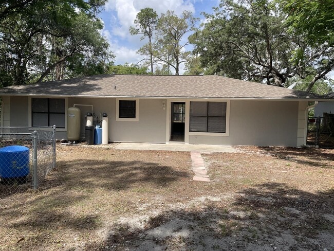 Building Photo - 115 Floridana Rd
