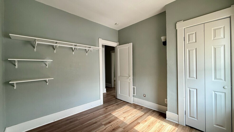 Building Photo - 771 Amherst St