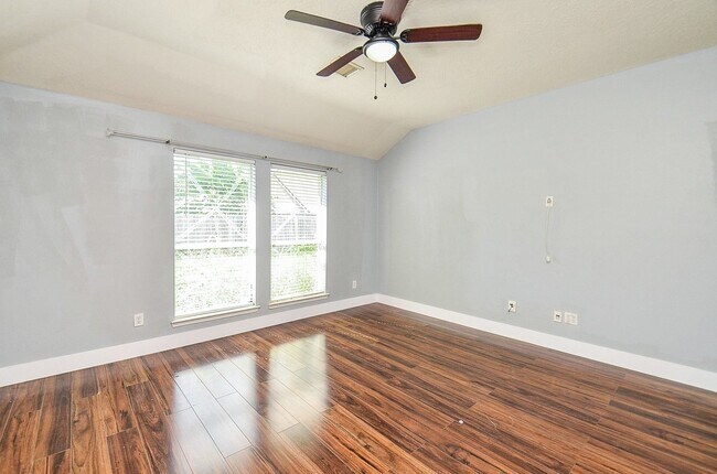 Building Photo - 16307 Scotch Hollow Ln