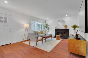 Building Photo - 1711 Marshall Ct