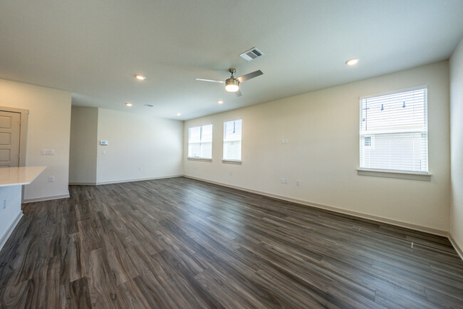Building Photo - 13708 Lubeck Dr