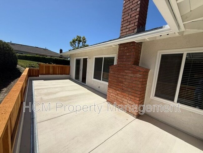 Building Photo - 3328 Paseo Halcon