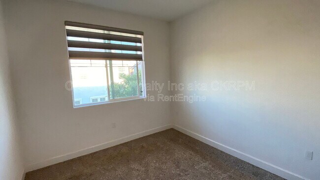 Building Photo - 248 Tuso Ranch Rd