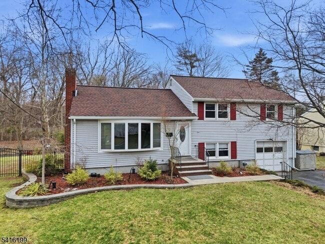 Building Photo - 30 Arden Rd