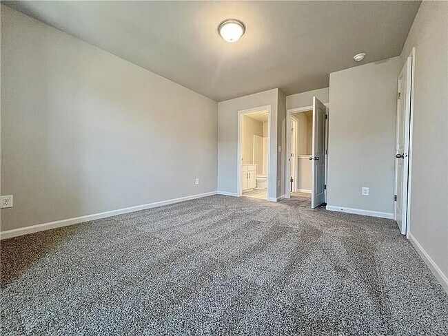 Building Photo - 1297 Fern Ridge Ct