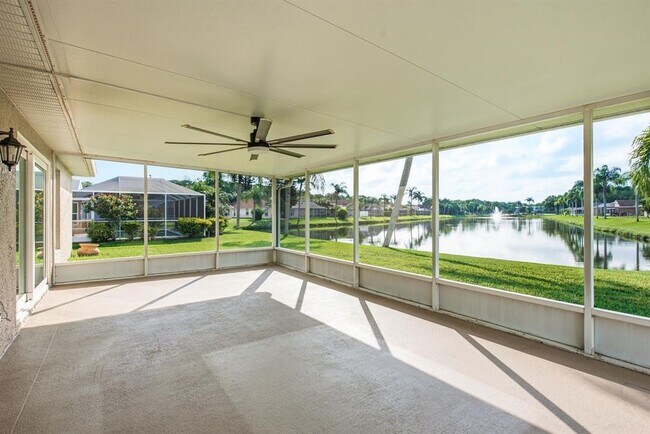 Building Photo - 349 Fountainview Cir
