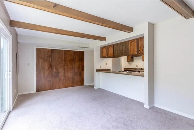 Building Photo - 4318 Whaler's Cove