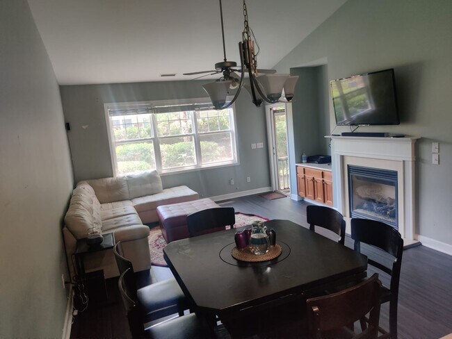 Building Photo - 311 Plank Bridge Way