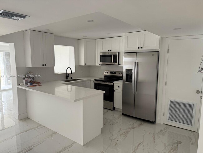 Building Photo - 5782 W 26th Ave