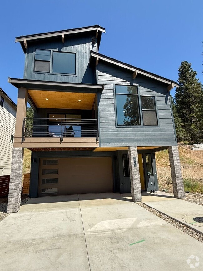 Building Photo - Brand New 4-Bedroom Home for Lease with Mo...