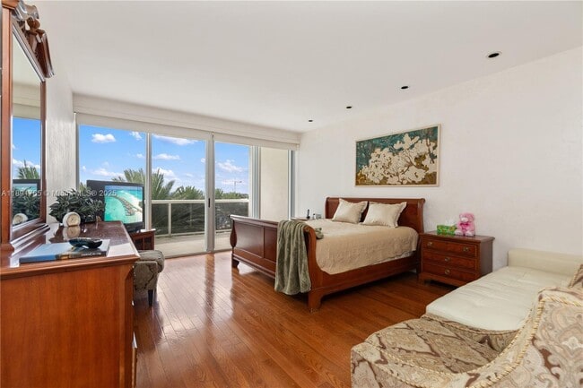 Building Photo - 9601 Collins Ave