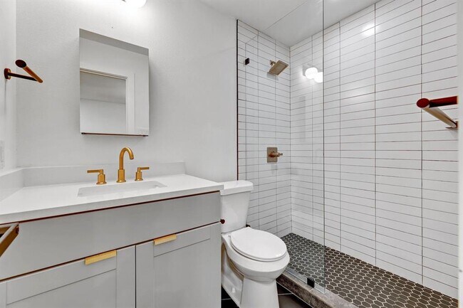 Building Photo - 1743 Cricket Hollow Dr