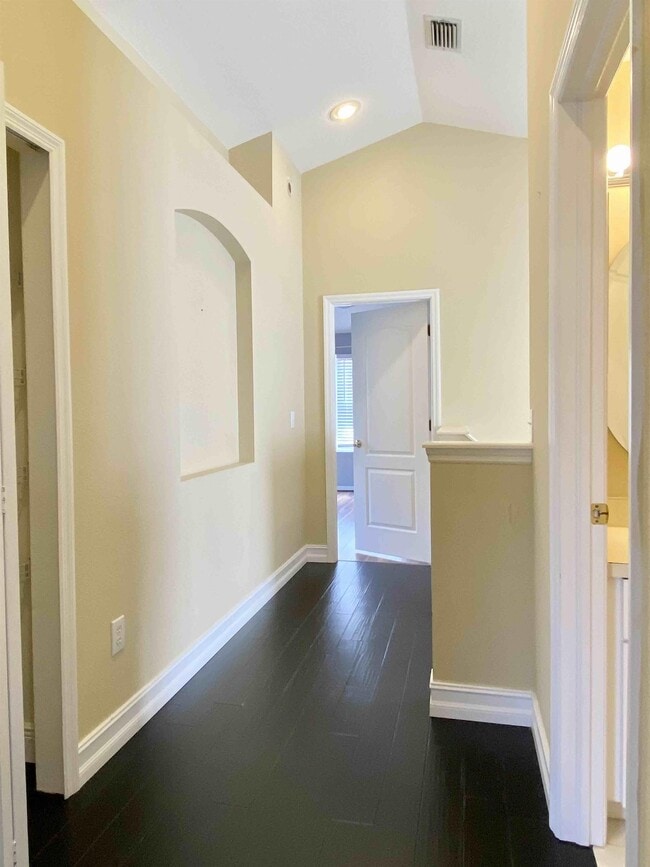 Building Photo - 10503 Chilmark Way