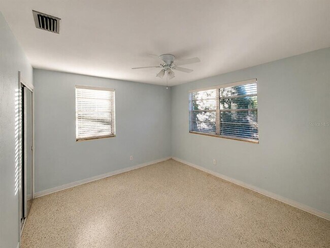 Building Photo - 1145 Cordova Ave
