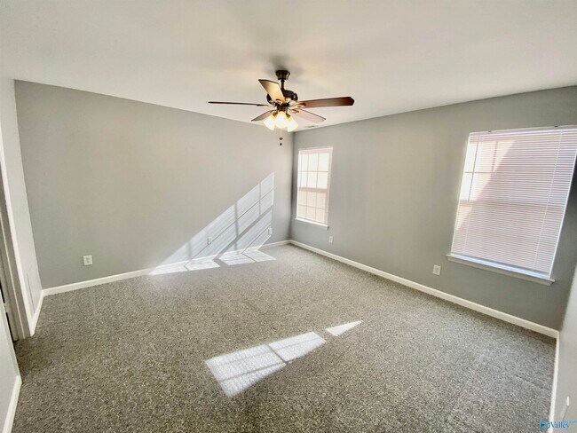 Building Photo - 304 Harvestwood Ct