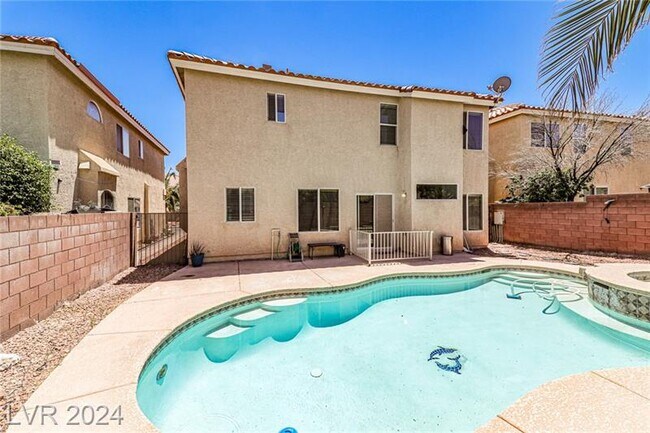 Building Photo - 6586 W Camero Ave