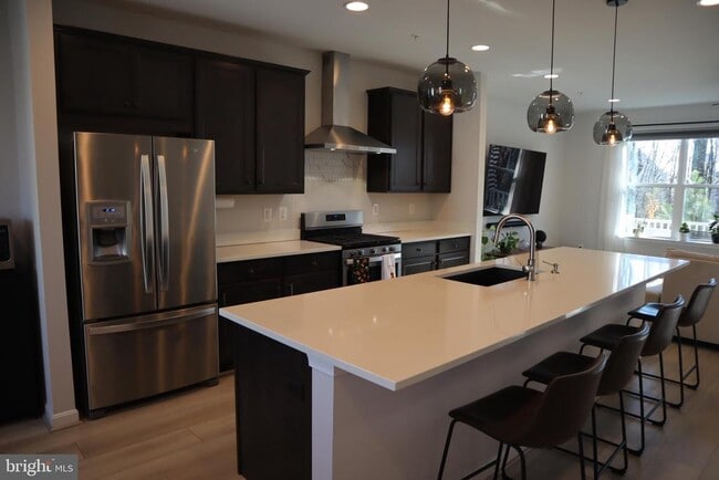 Building Photo - 585 Cross Chase Dr