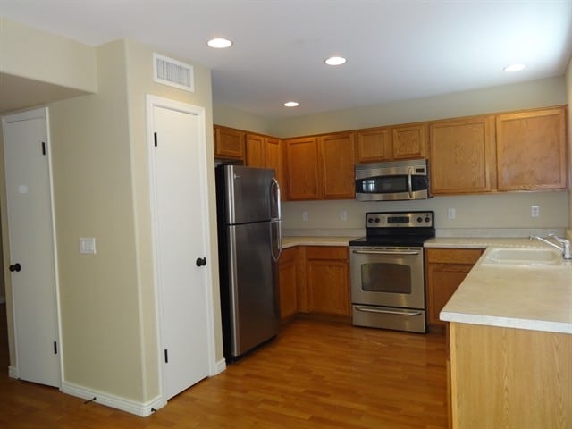 Building Photo - 3501 N 106th Ln