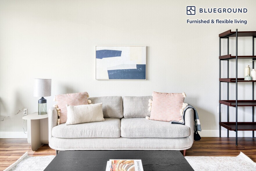 Building Photo - 550 Moreland Way